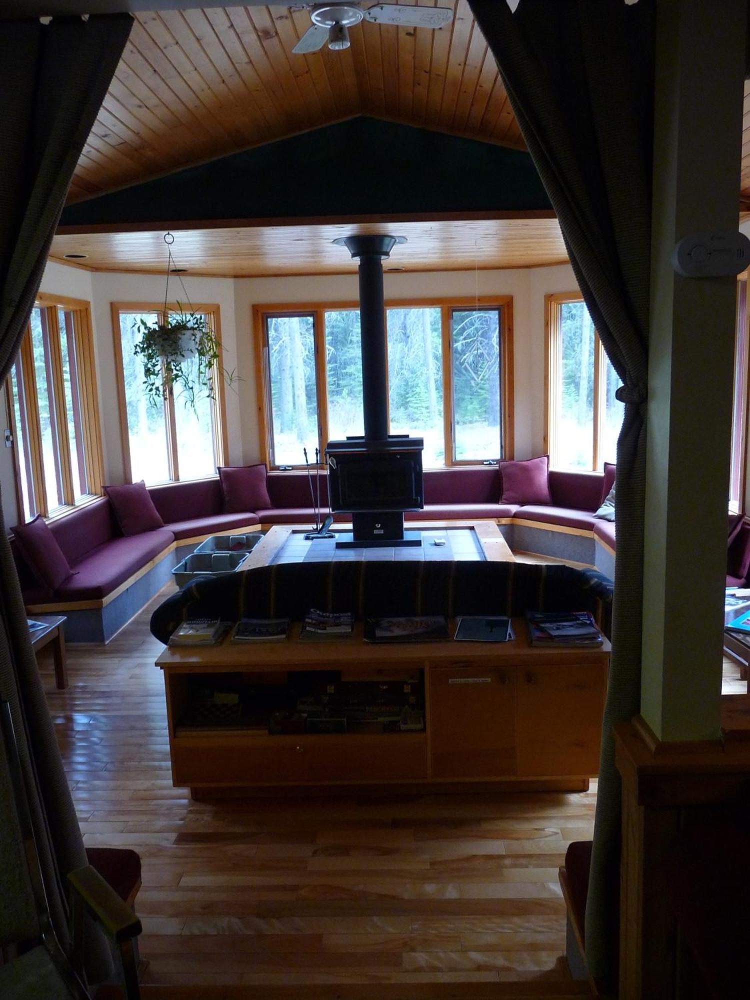 Hi Castle Mountain - Hostel Bagian luar foto